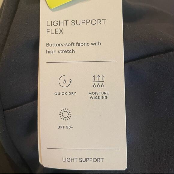 All in Motion Black Cropped Top XS NWT‎ - Picture 4 of 9